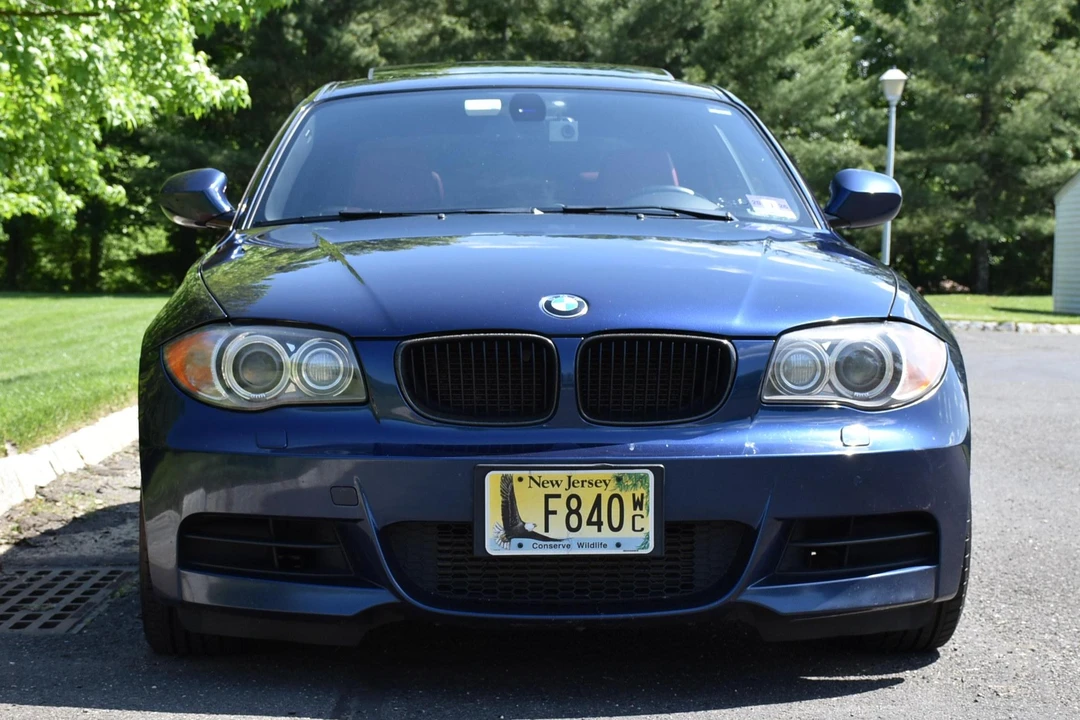 2011 BMW E82 135i & 135is - Image 2 of 31