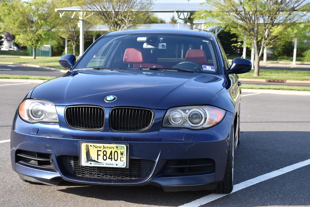 2011 BMW E82 135i & 135is - Image 6 of 31