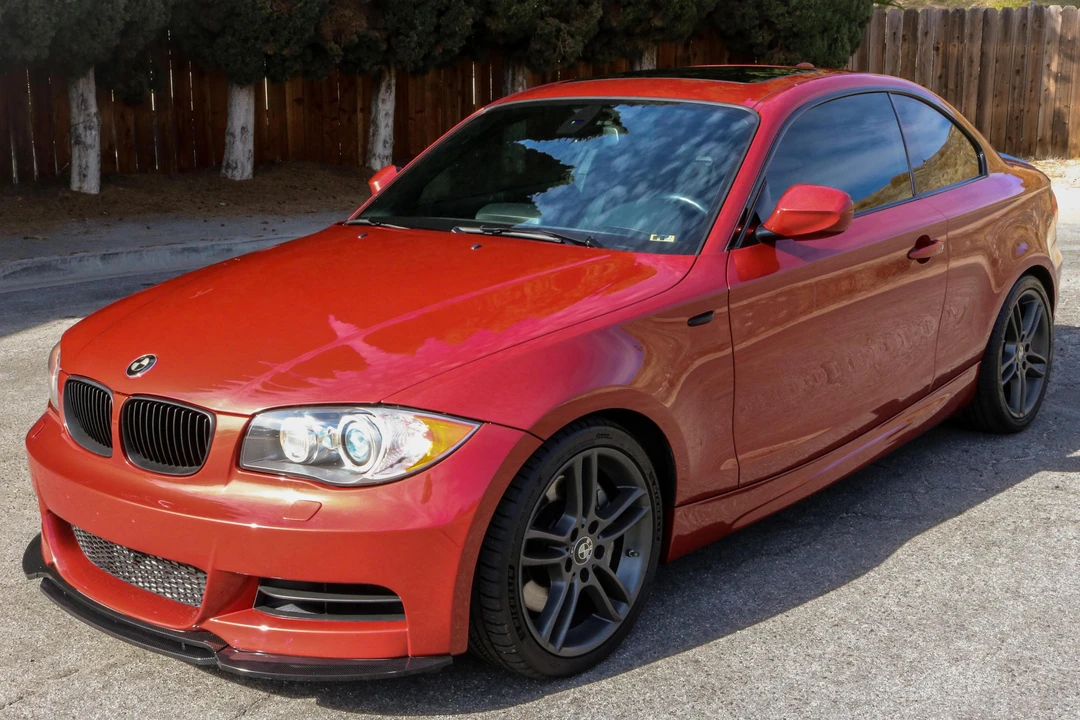2011 BMW E82 135i & 135is - Image 10 of 31