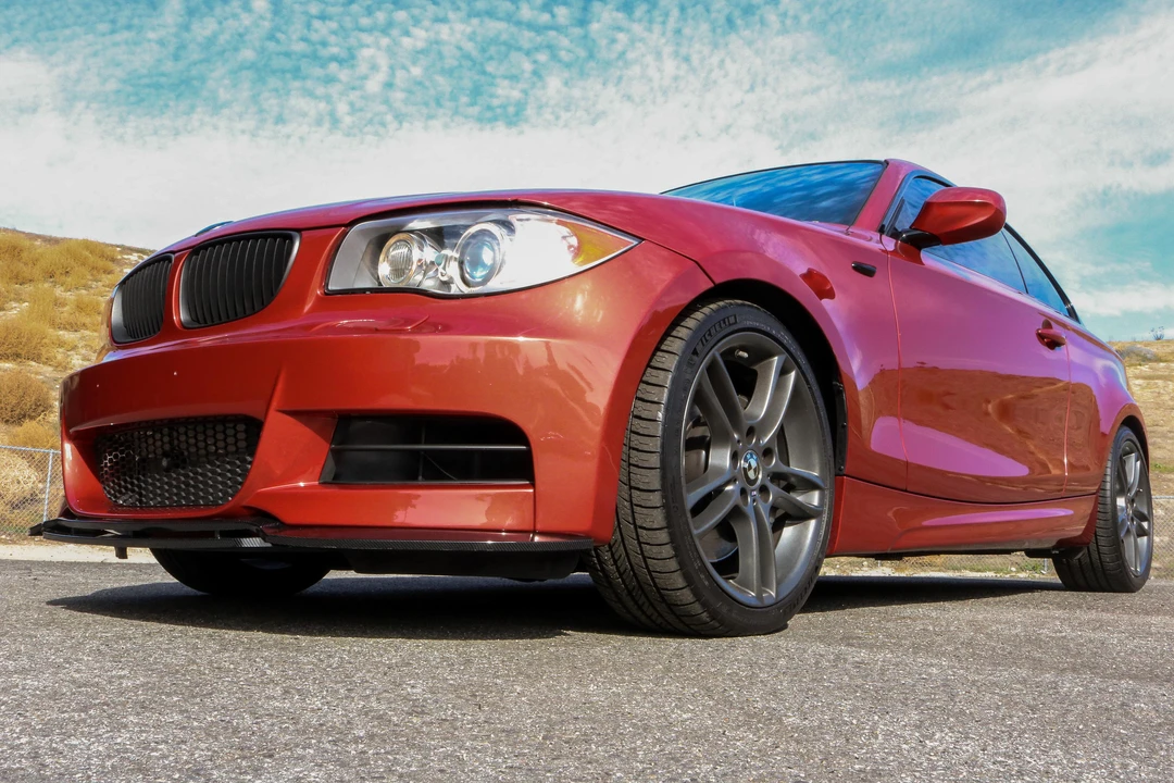 2011 BMW E82 135i & 135is - Image 13 of 31