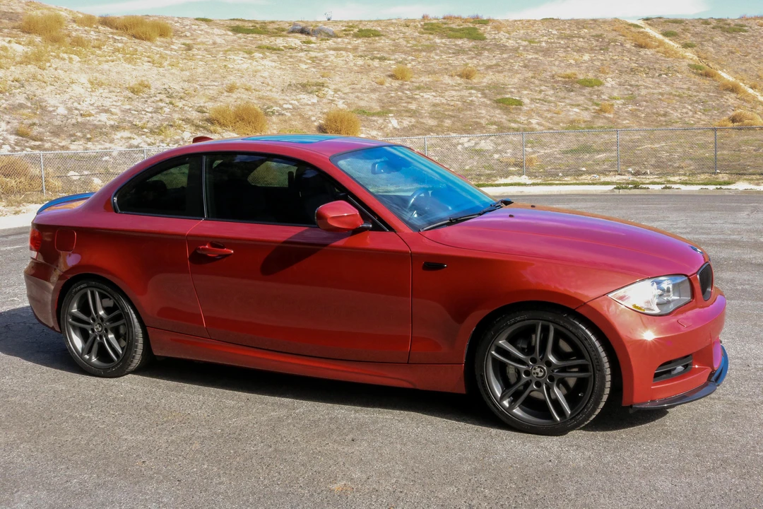 2011 BMW E82 135i & 135is - Image 25 of 31