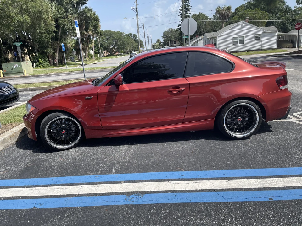 2011 BMW E82 135i & 135is - Image 8 of 31