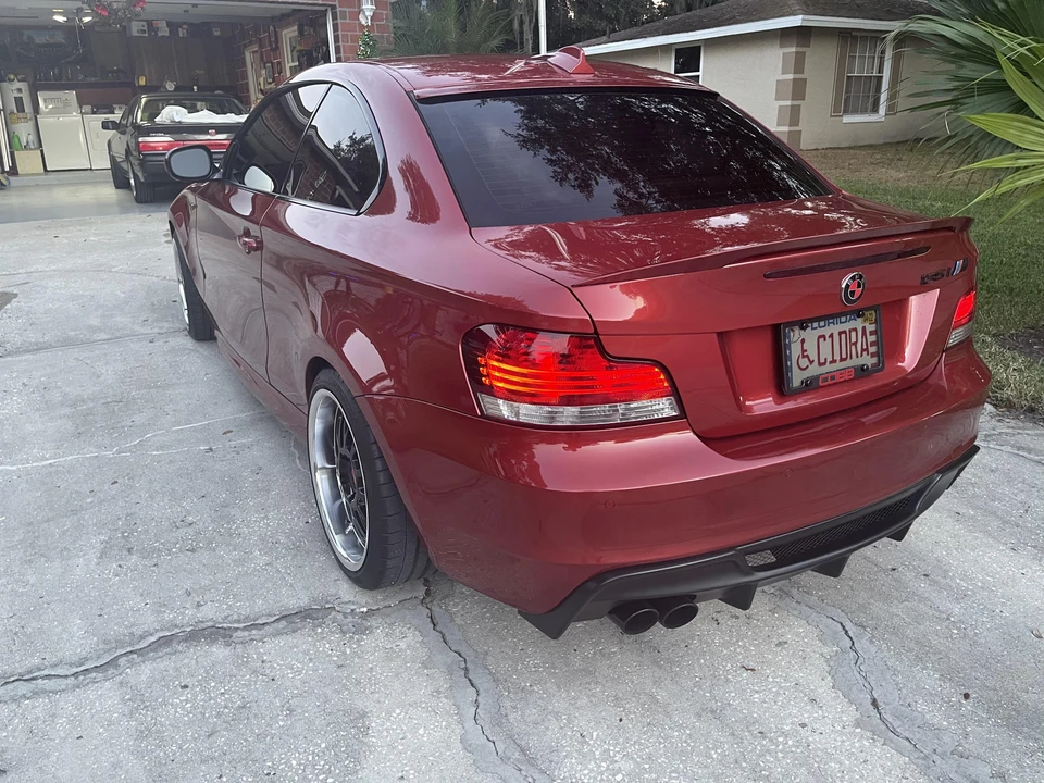 2011 BMW E82 135i & 135is - Image 11 of 31
