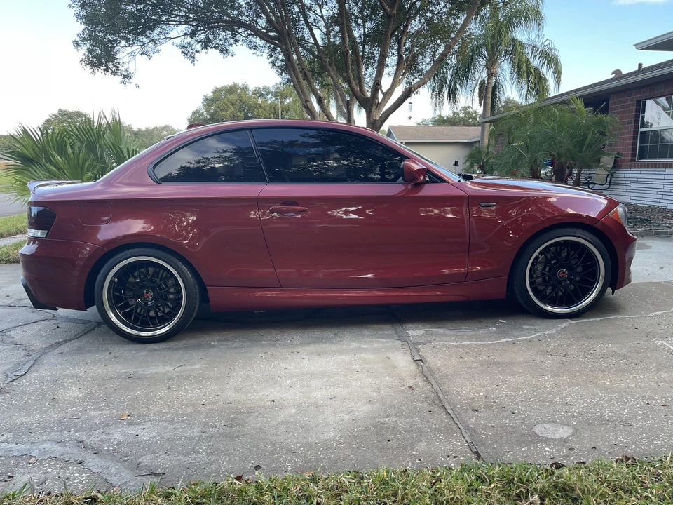 2011 BMW E82 135i & 135is - Image 22 of 31