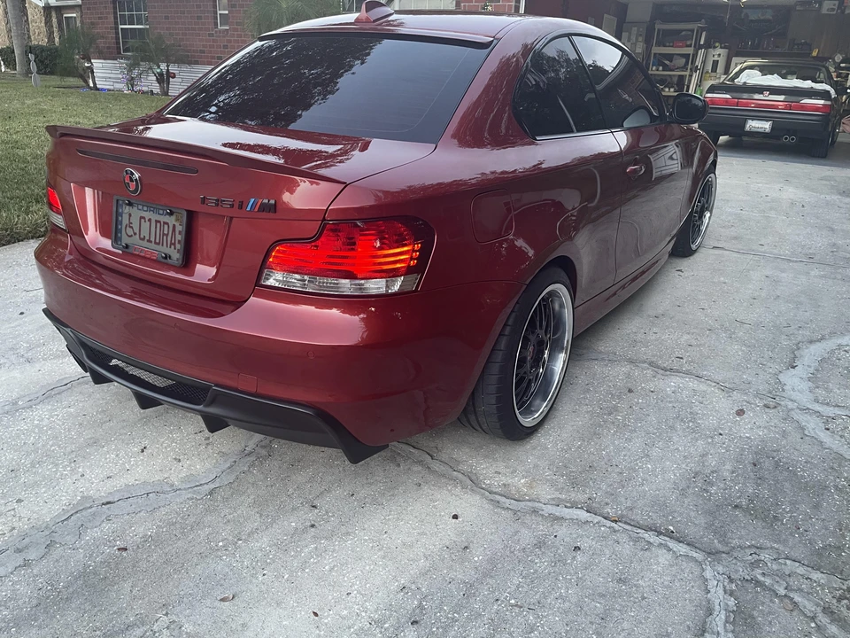 2011 BMW E82 135i & 135is - Image 19 of 31
