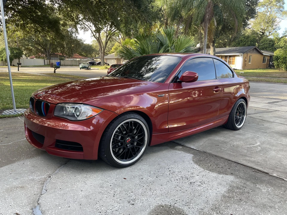 2011 BMW E82 135i & 135is - Image 7 of 31