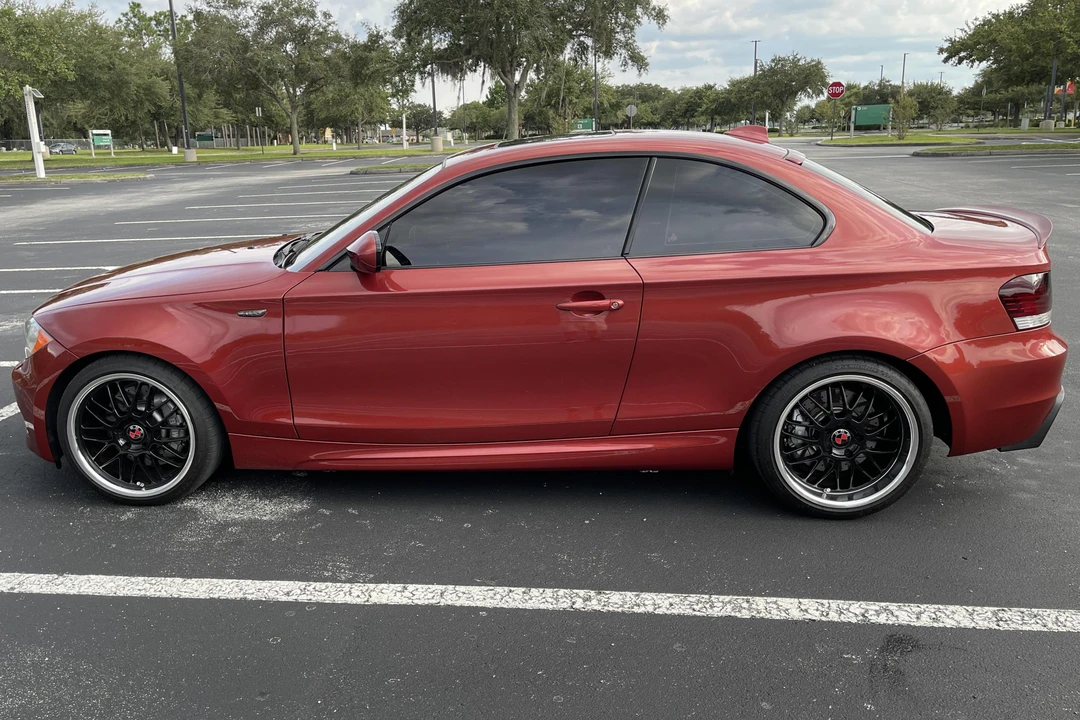 2011 BMW E82 135i & 135is - Image 3 of 31