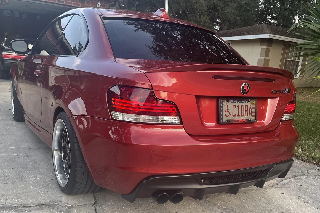 2011 BMW E82 135i & 135is - Image 13 of 31