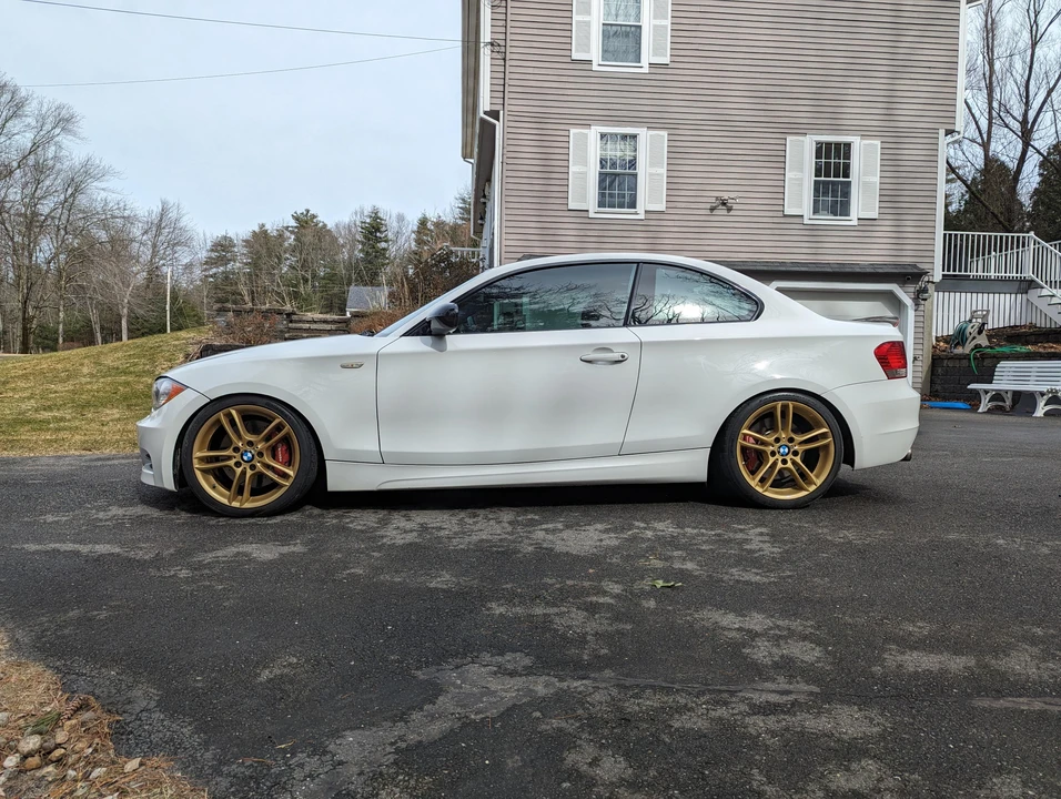 2011 BMW E82 135i & 135is - Image 7 of 31