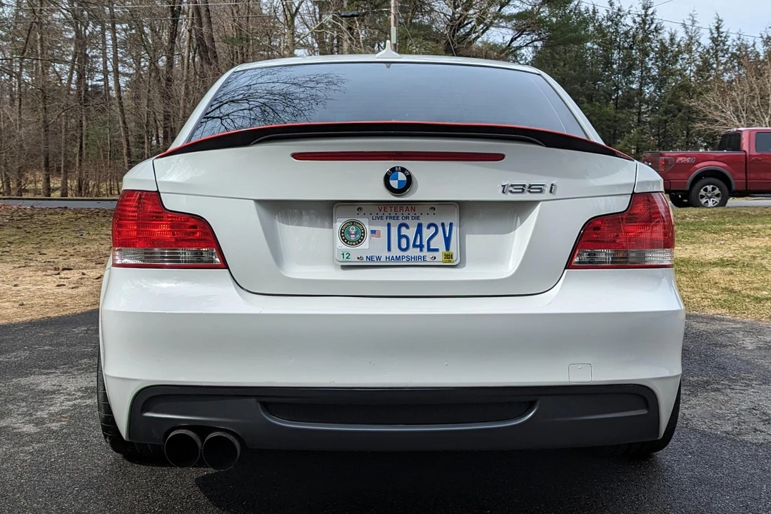 2011 BMW E82 135i & 135is - Image 5 of 31