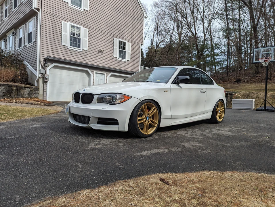 2011 BMW E82 135i & 135is - Image 6 of 31