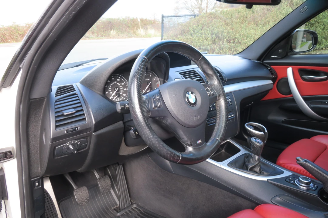 2011 BMW E82 135i & 135is - Image 6 of 8
