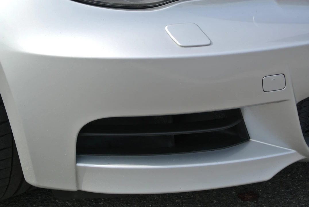 2011 BMW E82 135i & 135is - Image 18 of 31