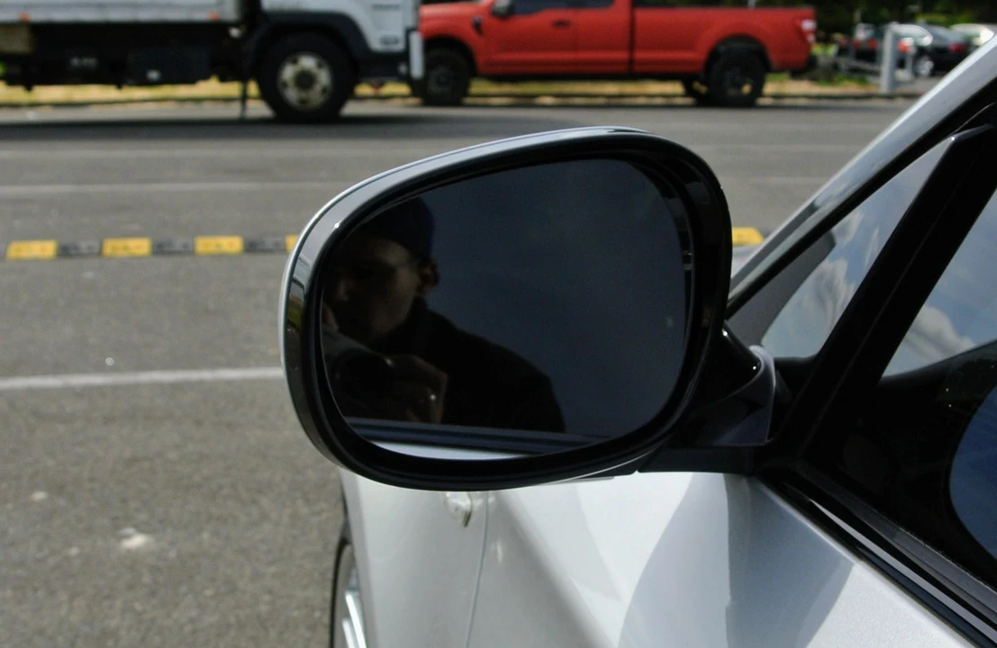 2011 BMW E82 135i & 135is - Image 26 of 31