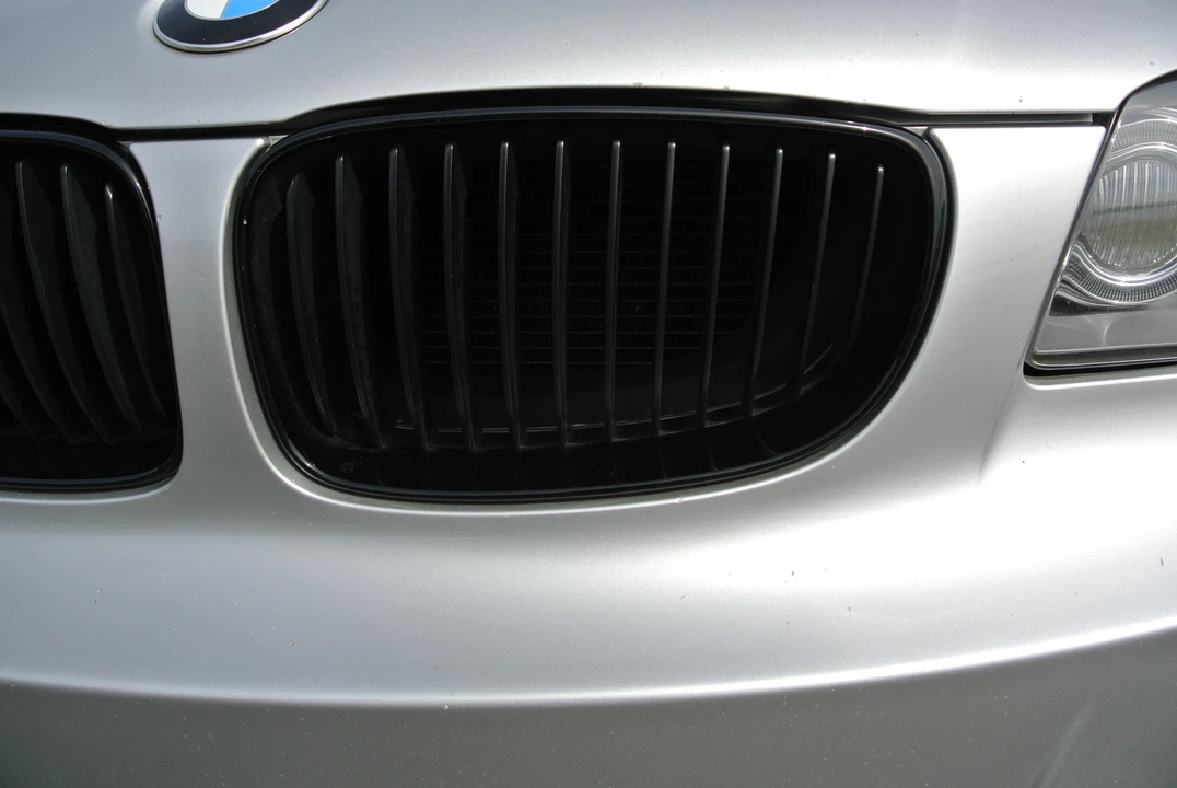 2011 BMW E82 135i & 135is - Image 21 of 31