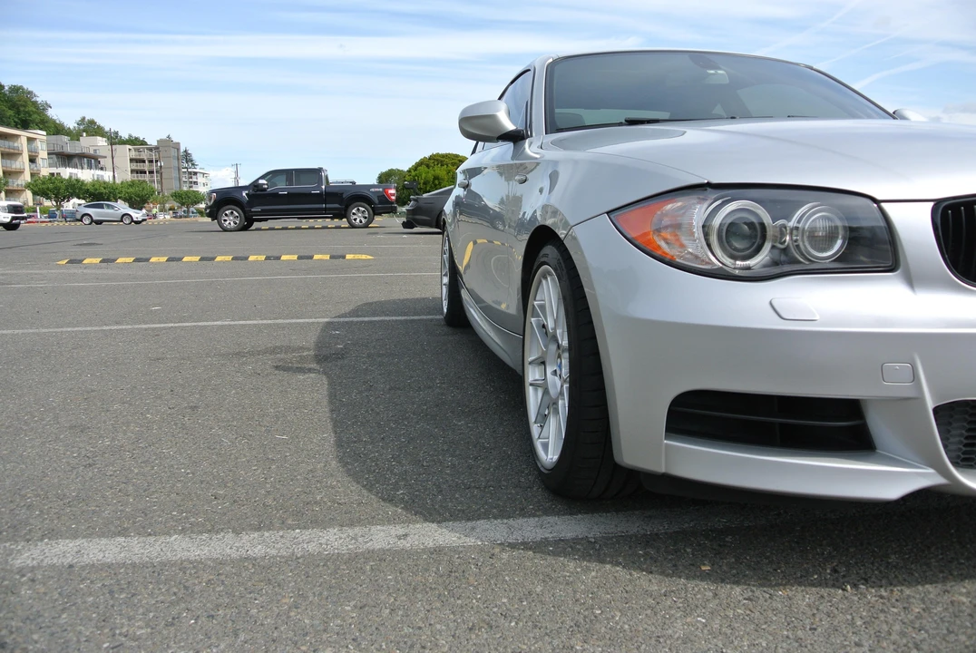 2011 BMW E82 135i & 135is - Image 15 of 31