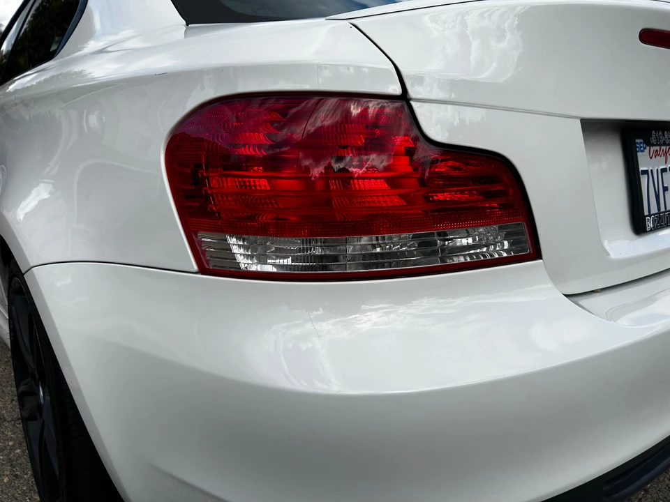 2011 BMW E82 135i & 135is - Image 27 of 31