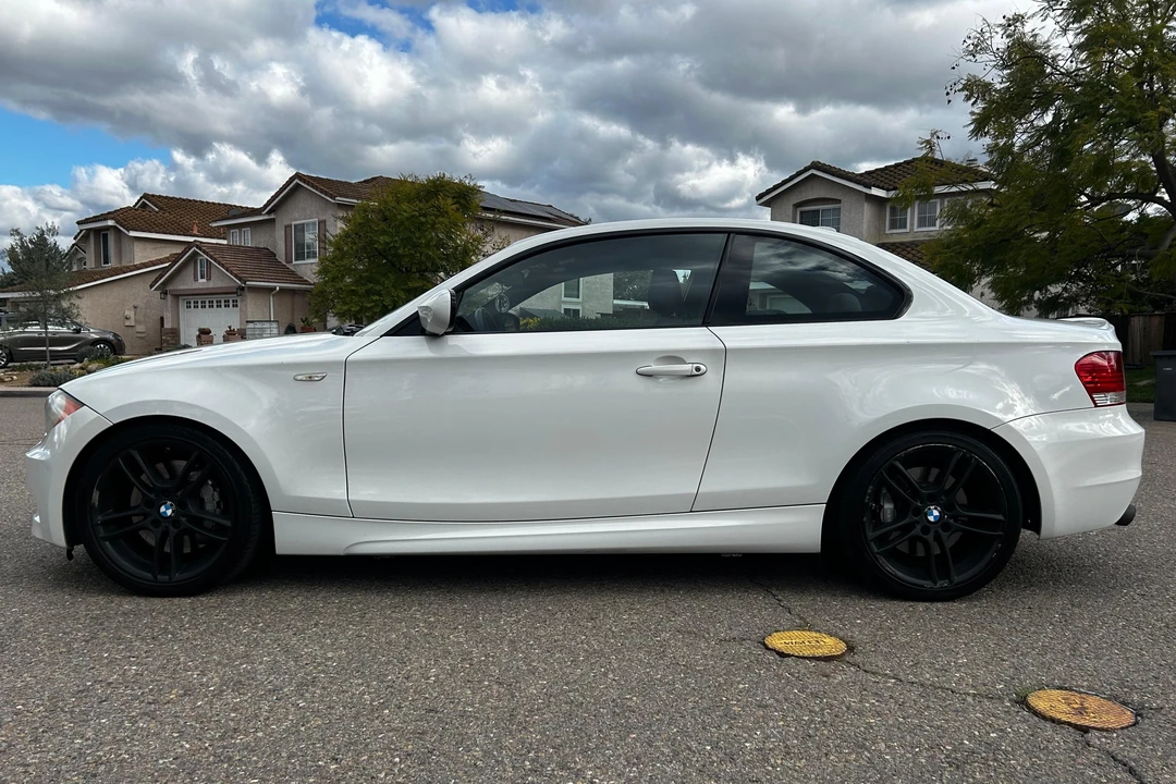 2011 BMW E82 135i & 135is - Image 3 of 31