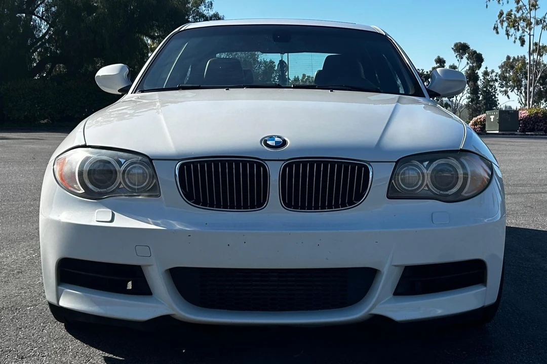 2011 BMW E82 135i & 135is - Image 2 of 31