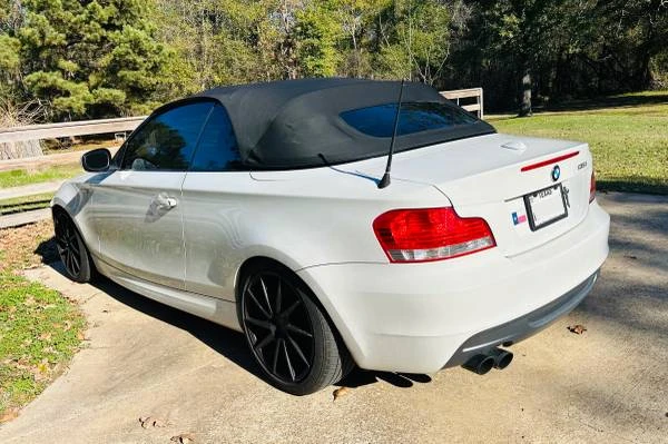 2011 BMW E82 135i & 135is - Image 5 of 8