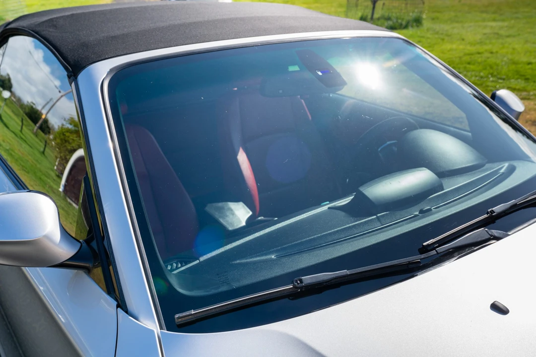 2011 BMW E82 135i & 135is - Image 23 of 31
