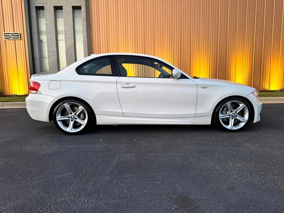 2011 BMW E82 135i & 135is - Image 10 of 21