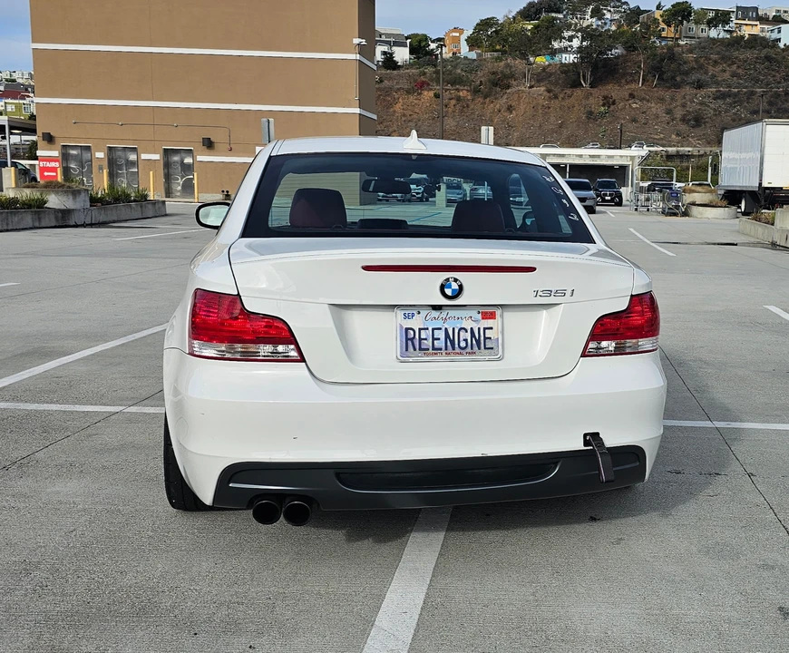2011 BMW E82 135i & 135is - Image 8 of 21