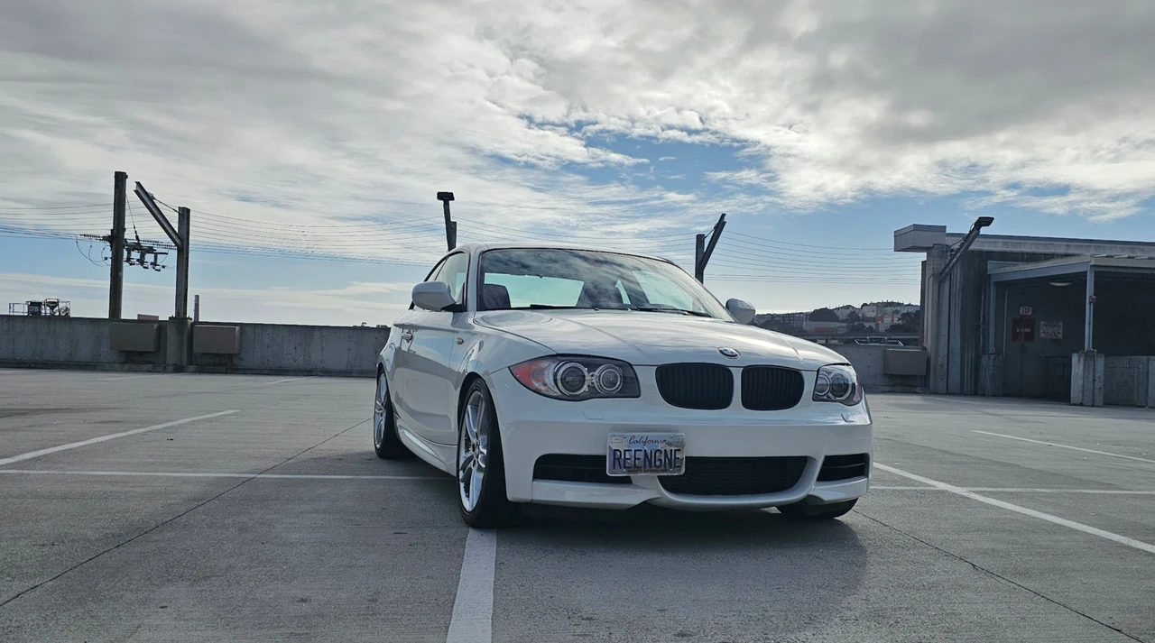 2011 BMW E82 135i & 135is - Image 6 of 21