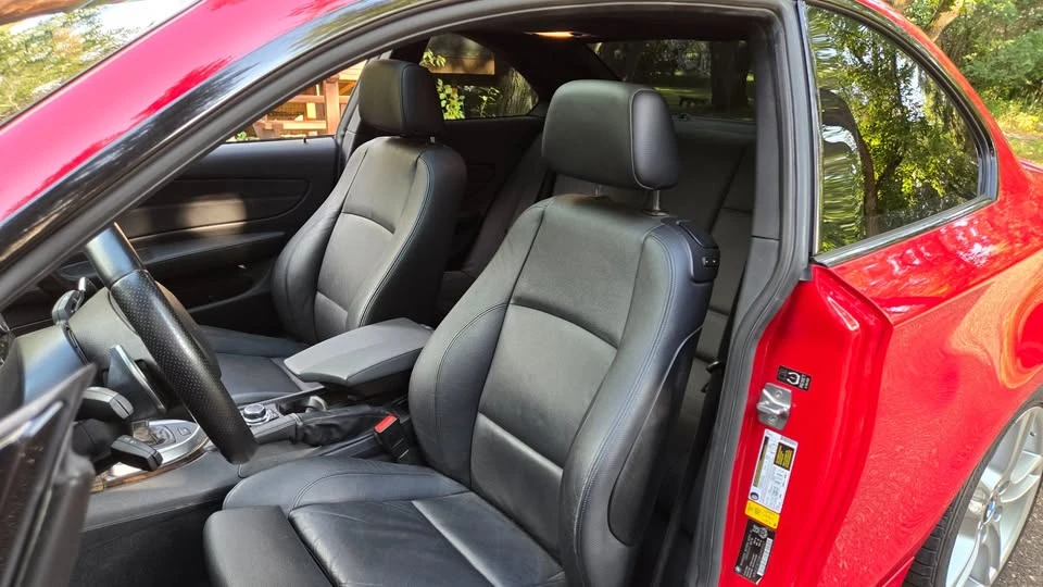 2011 BMW E82 135i & 135is - Image 9 of 17