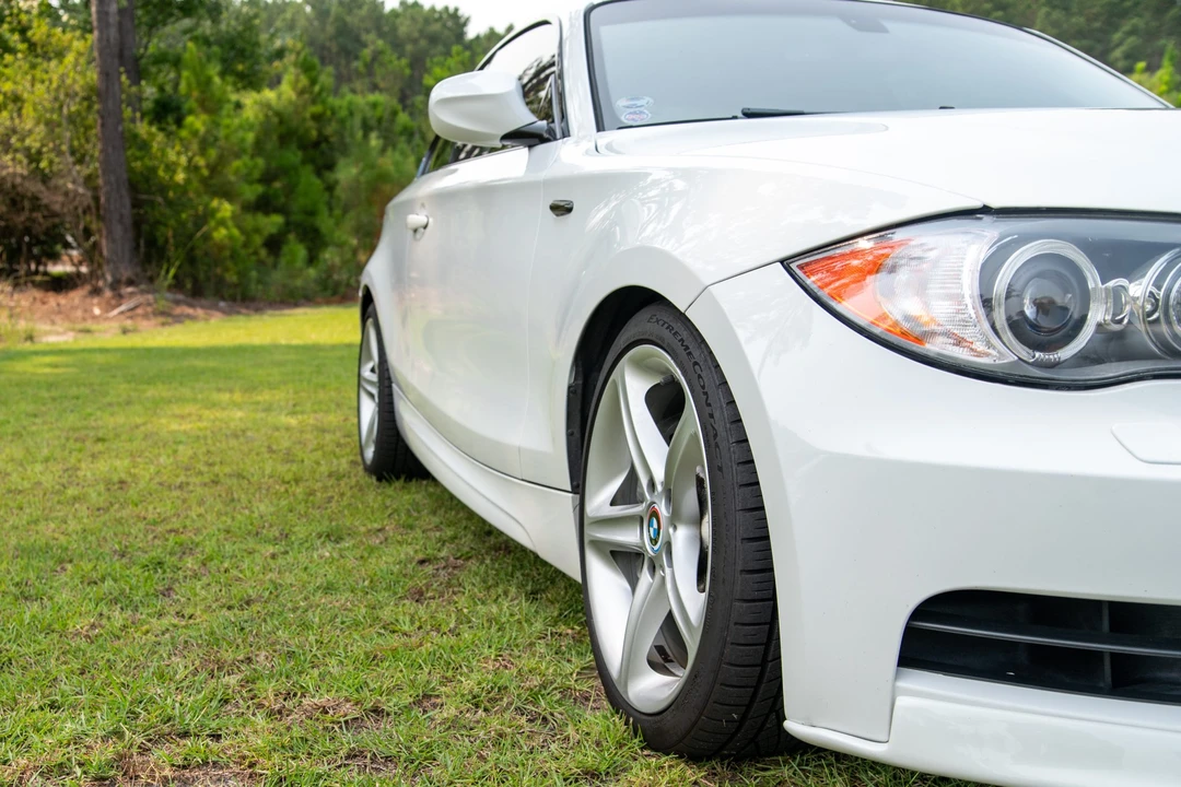 2011 BMW E82 135i & 135is - Image 18 of 31