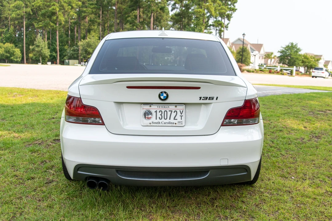 2011 BMW E82 135i & 135is - Image 6 of 31