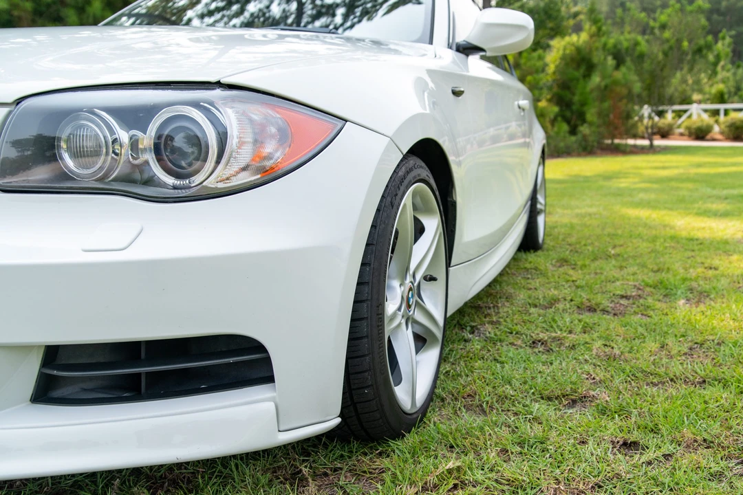 2011 BMW E82 135i & 135is - Image 19 of 31