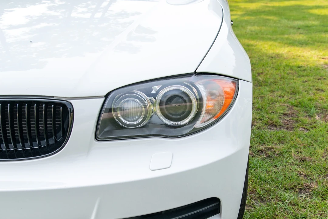 2011 BMW E82 135i & 135is - Image 14 of 31