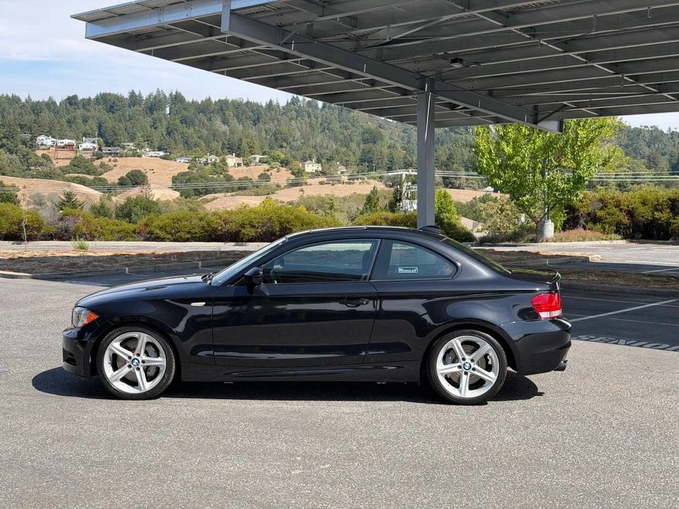 2011 BMW E82 135i & 135is - Image 4 of 14