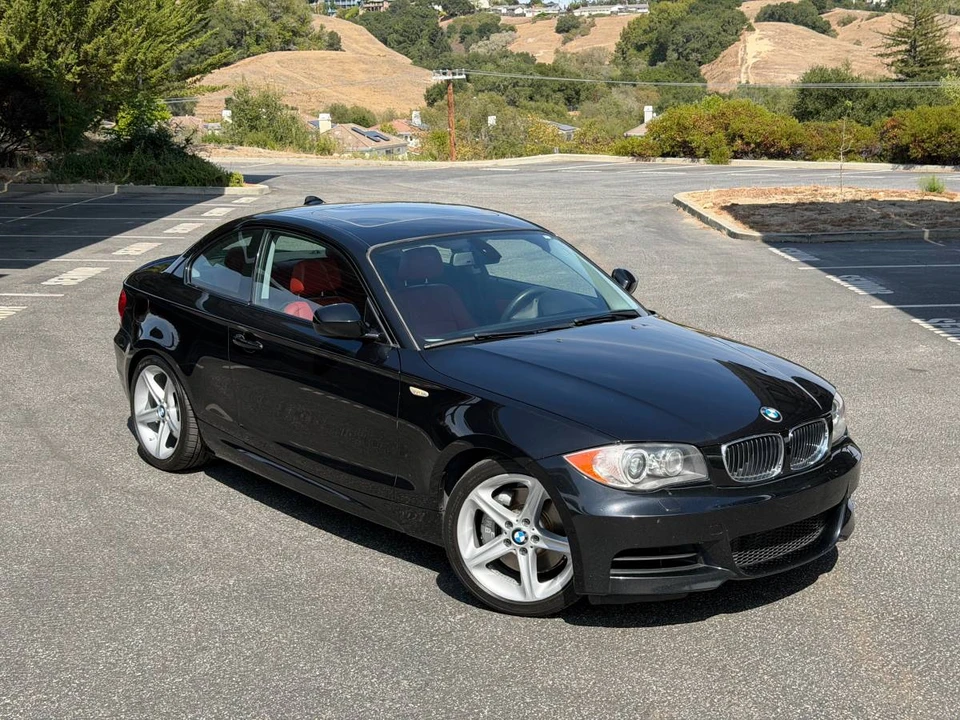 2011 BMW E82 135i & 135is - Image 5 of 14