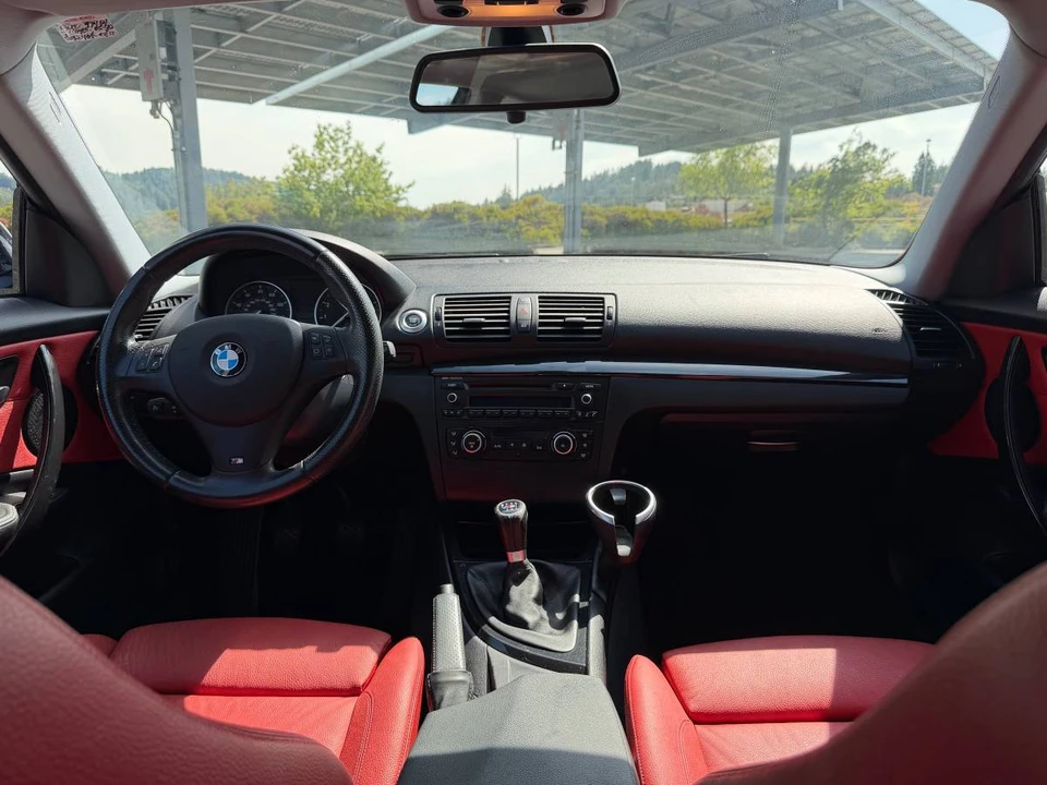 2011 BMW E82 135i & 135is - Image 11 of 14