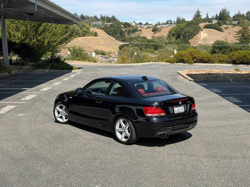 2011 BMW E82 135i & 135is - Image 2 of 14