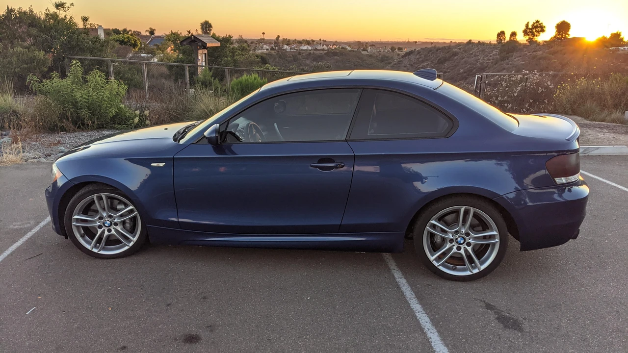 2011 BMW E82 135i & 135is - Image 12 of 31