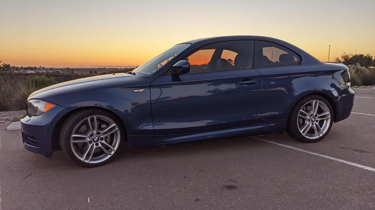 2011 BMW E82 135i & 135is - Image 10 of 31
