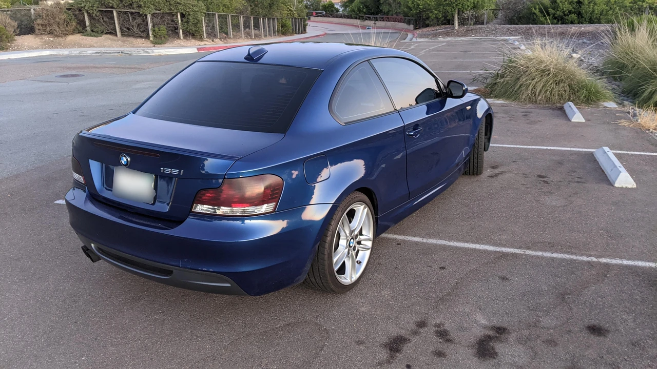 2011 BMW E82 135i & 135is - Image 29 of 31