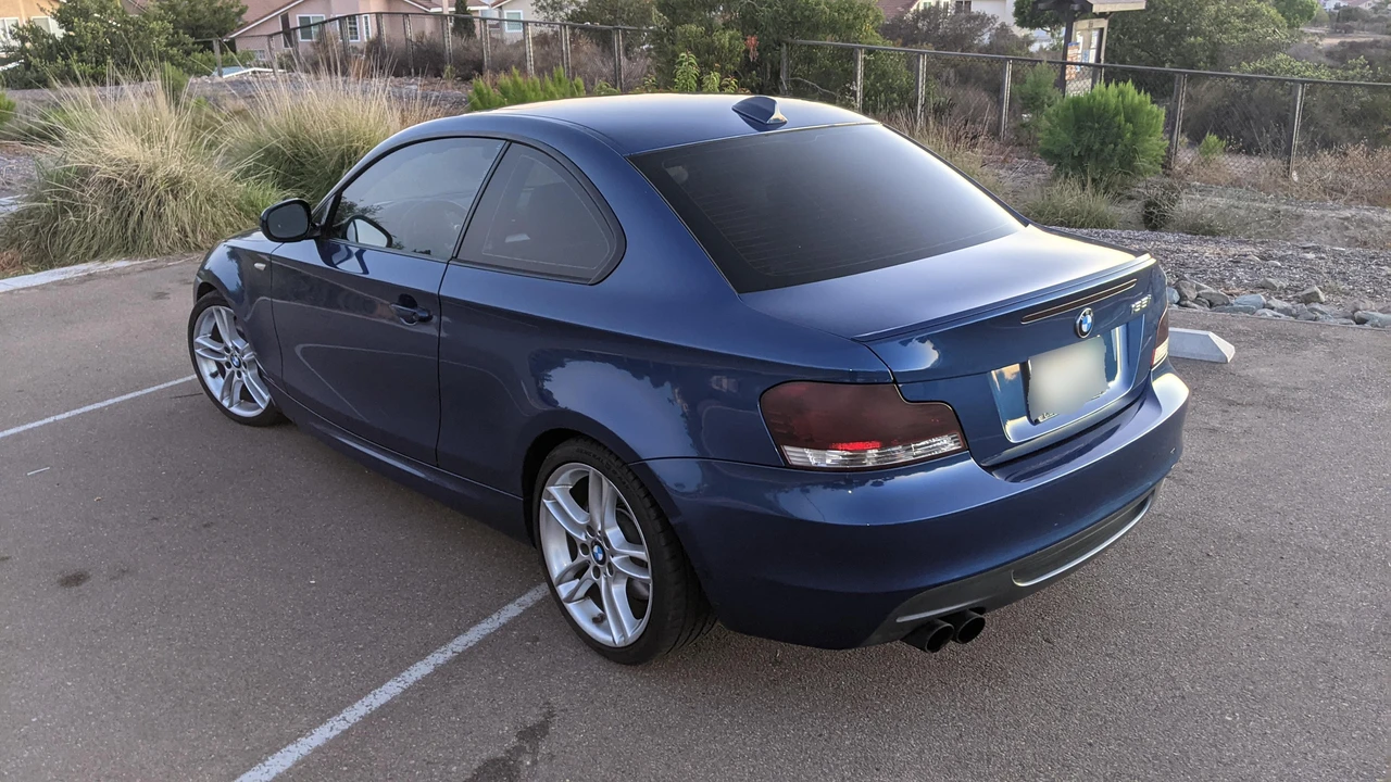 2011 BMW E82 135i & 135is - Image 20 of 31
