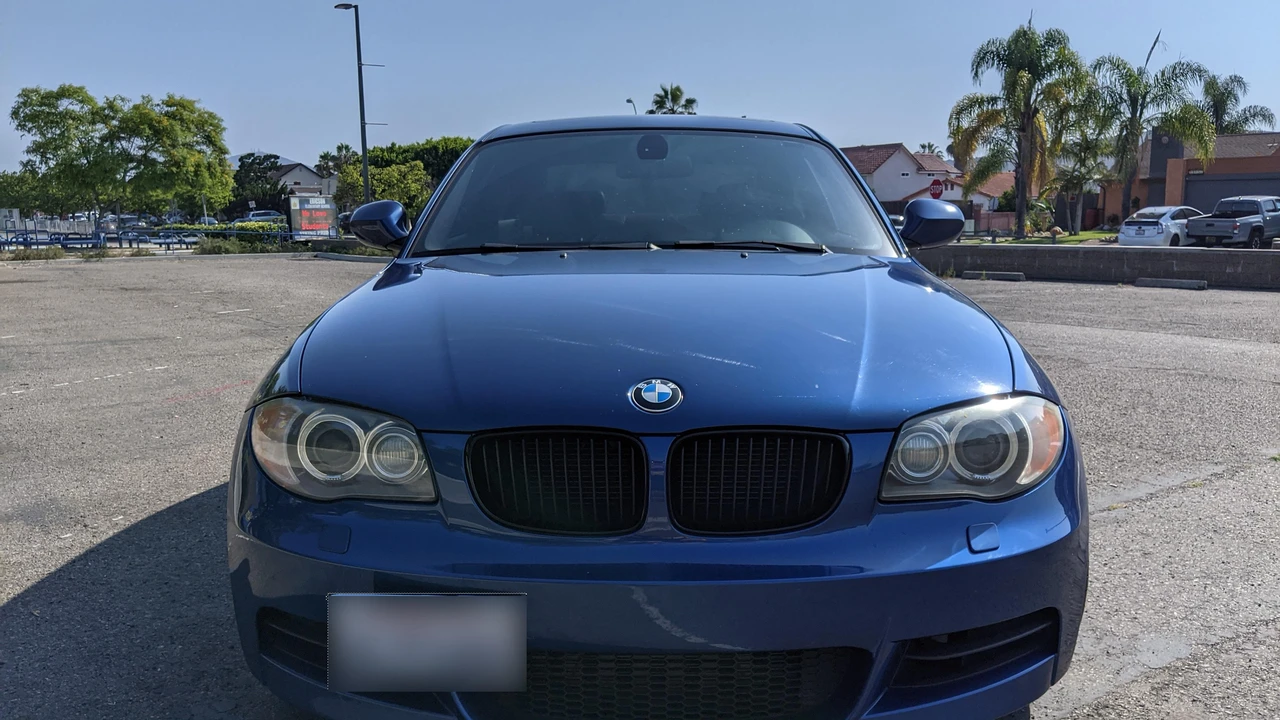 2011 BMW E82 135i & 135is - Image 6 of 31