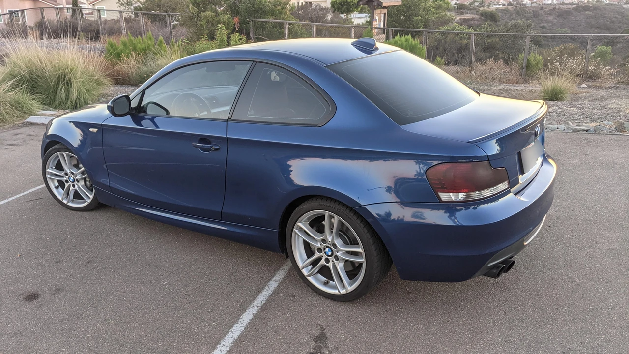 2011 BMW E82 135i & 135is - Image 15 of 31