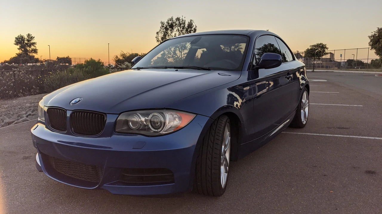 2011 BMW E82 135i & 135is - Image 7 of 31