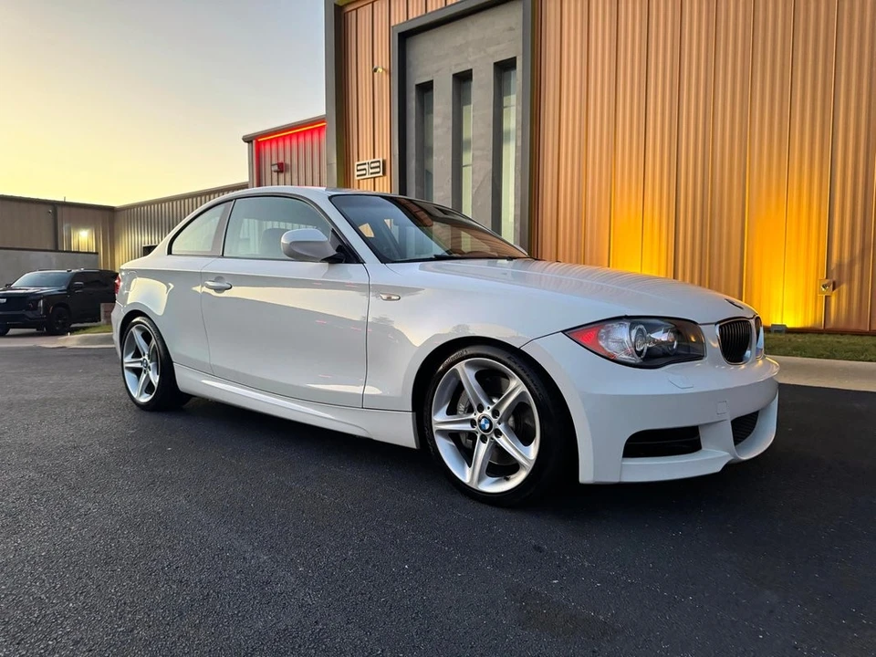 2011 BMW E82 135i & 135is - Image 14 of 21