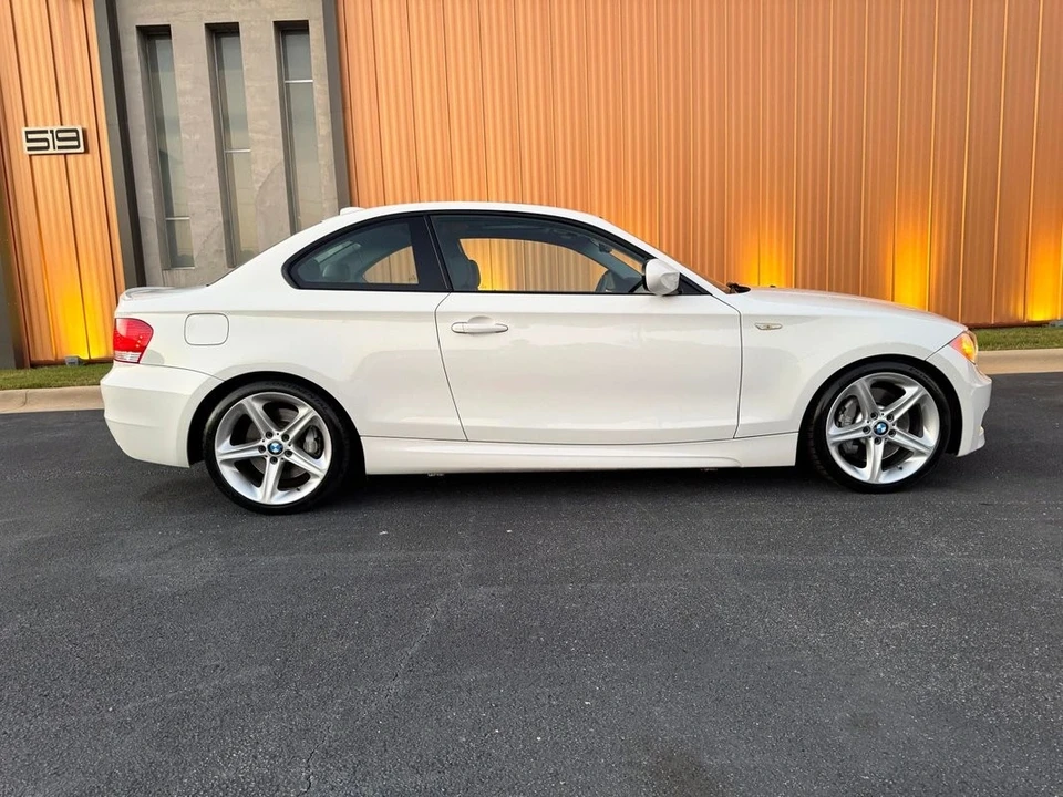 2011 BMW E82 135i & 135is - Image 4 of 21