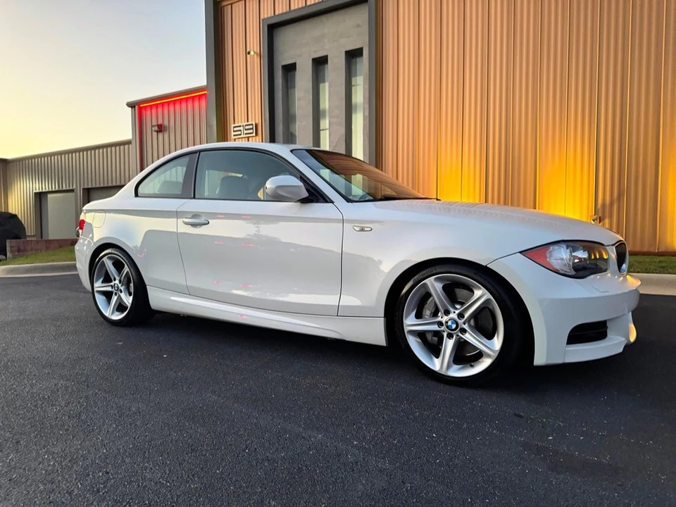 2011 BMW E82 135i & 135is - Image 15 of 21