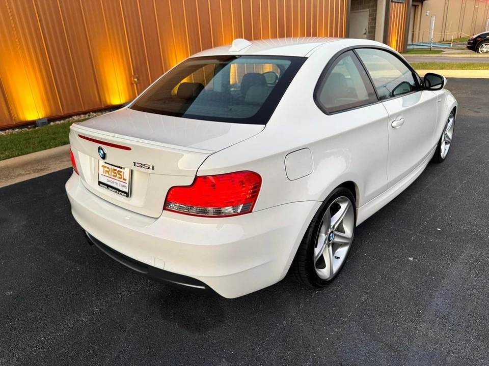 2011 BMW E82 135i & 135is - Image 5 of 21
