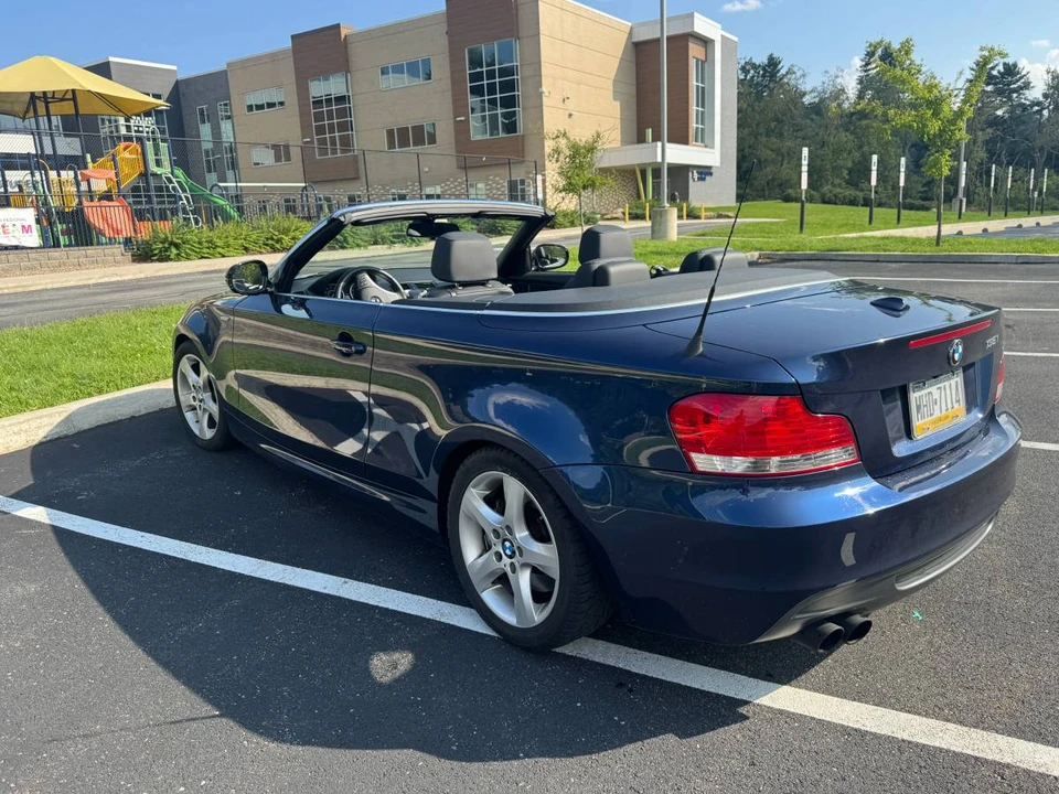 2011 BMW E82 135i & 135is - Image 8 of 21