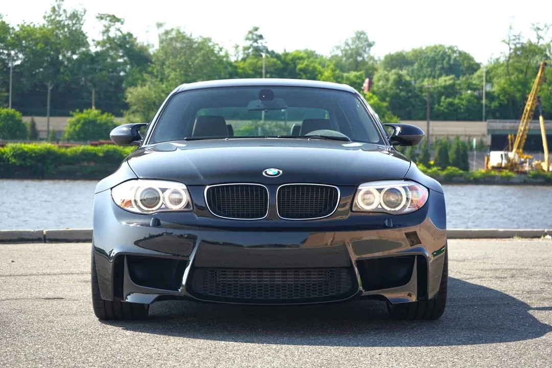 2011 BMW 1M - Image 2 of 30